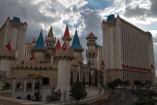 LAS VEGAS (20)